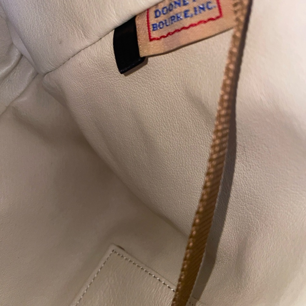 🤍🩶Dooney & Bourke Amelie Florentine Leather Shoulder Tote Bag -Light Taupe- - Picture 16 of 17